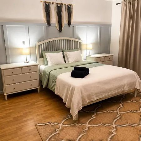 Alma Apartman *
